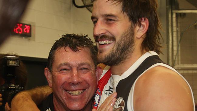 AFL Round 18. 21/07/2019.  St Kilda v Western Bulldogs at Marvel Stadium.  St Kilda interim coach Brett Ratten hugs Josh Bruce   .  Pic: Michael Klein
