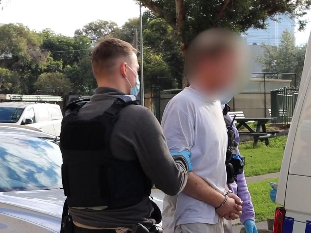 Alleged car thieves, family violence offenders nabbed as police arrest ...