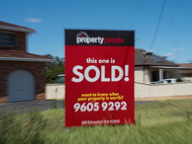 SYDNEY, AUSTRALIA - NewsWire Photos, DECEMBER 29, 2024. Housing Market stock photo at Austral, Sydney  :   Picture: NewsWire / Flavio Brancaleone