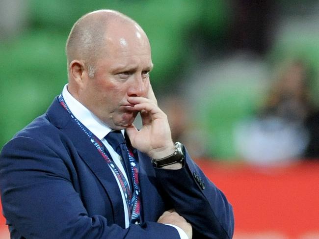 Rebels coach Tony McGahan watches his team during the warm-up session, during the Round 4 Super Rugby match between the Melbourne Rebels and the Chiefs at AAMI Park in Melbourne, Friday, March 17, 2017. (AAP Image/Joe Castro) NO ARCHIVING, EDITORIAL USE ONLY