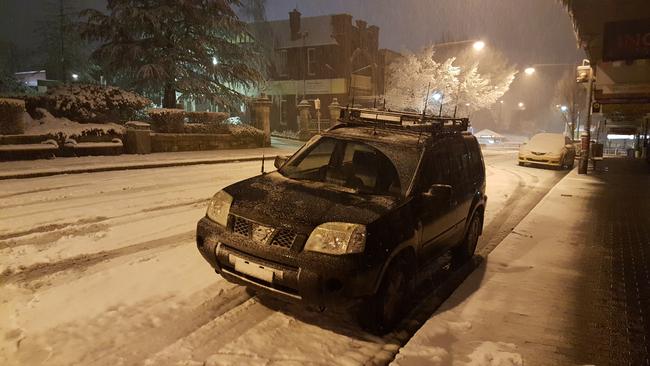 Stranded ... Motorists heading over the Blue Mountains can’t go anywhere after road closures. Picture: Top Notch Video