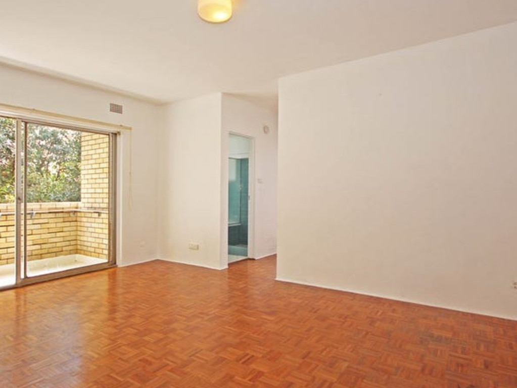 7/270 King Georges Rd, Roselands is listed for rent at $370 a week.