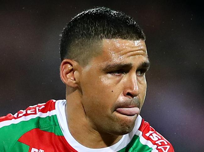 SYDNEY, AUSTRALIA - MARCH 15: Cody Walker of the Rabbitohs runs the ball during the round one NRL match between the Sydney Roosters and the South Sydney Rabbitohs at Sydney Cricket Ground on March 15, 2019 in Sydney, Australia. (Photo by Cameron Spencer/Getty Images)