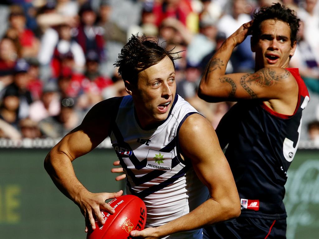 SANFL Port Adelaide: Cameron Sutcliffe signs with Magpies ...