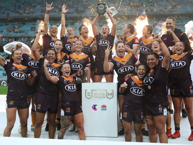 Broncos celebrate victory after the Roosters v Broncos NRLW Grand Final at ANZ Stadium, Homebush. Picture: Brett Costello