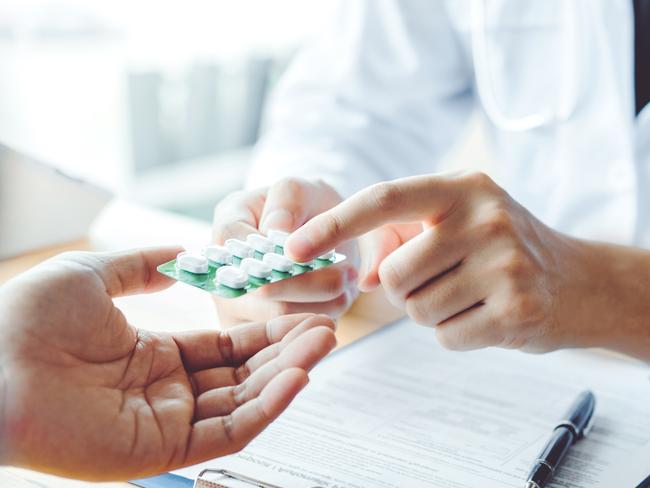 The new 60-day script rule will help Aussies managing ongoing conditions and could help them save on costs, Professor Lloyd Sansom says.