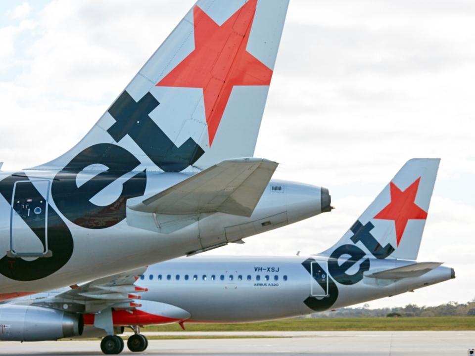 Reports Jetstar plane has veered off runway in New Zealand