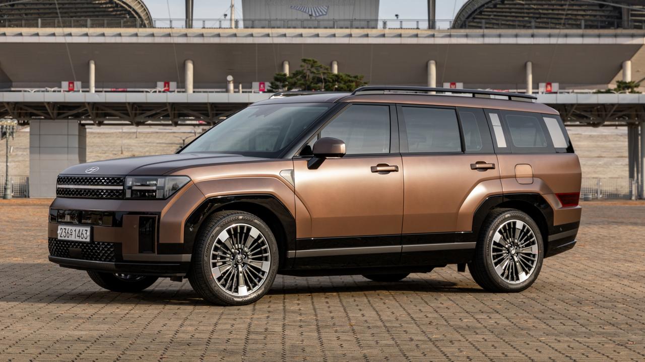 The similarities to older Land Rover Discoverys is hard to dismiss.