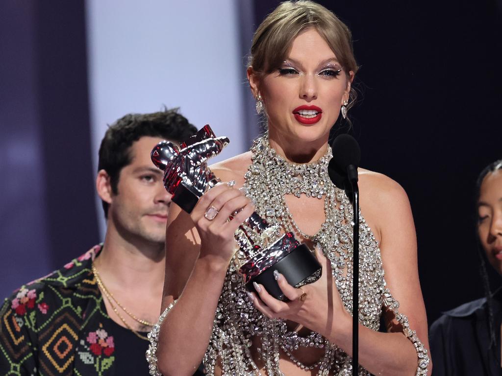 Taylor Swift accepts the night’s big gong - Video of the Year. Picture: Theo Wargo/Getty Images for MTV/Paramount Global