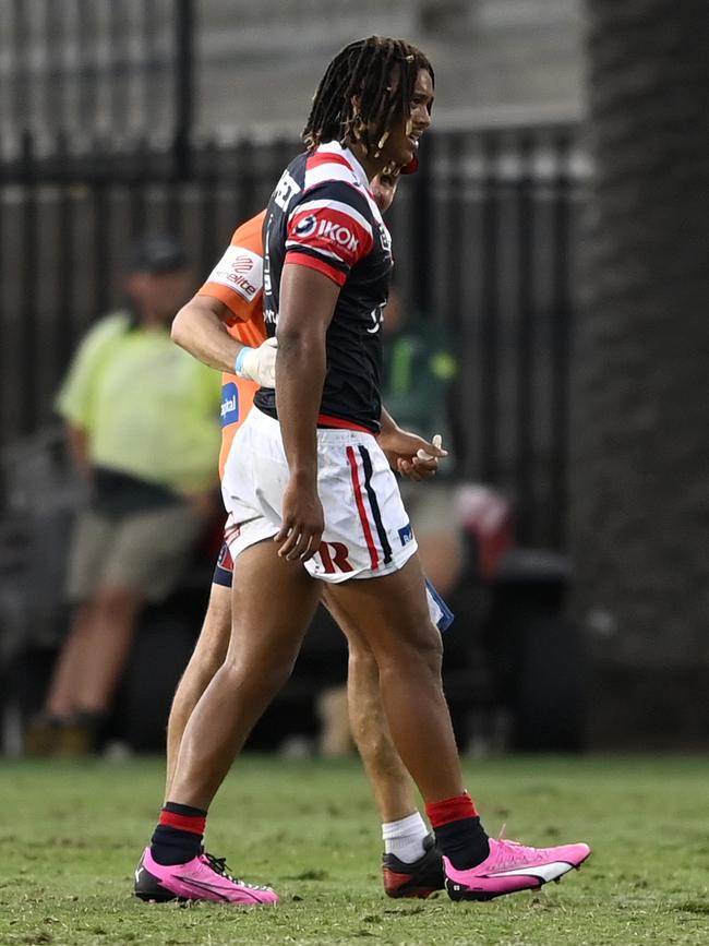 Dominic Young leaves the field. Picture: Gregg Porteous/NRL