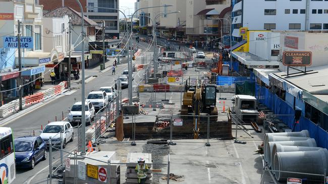 Work on the Southport section of track. (AAP Image/Dave Hunt).