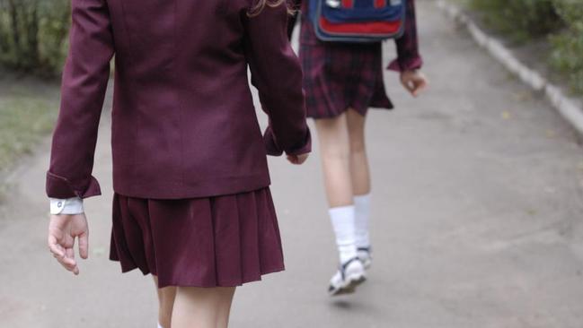 New School Girl - Eight schools in Macarthur have been targeted by a pornography ring  depicting images and videos of teenage girls | Daily Telegraph