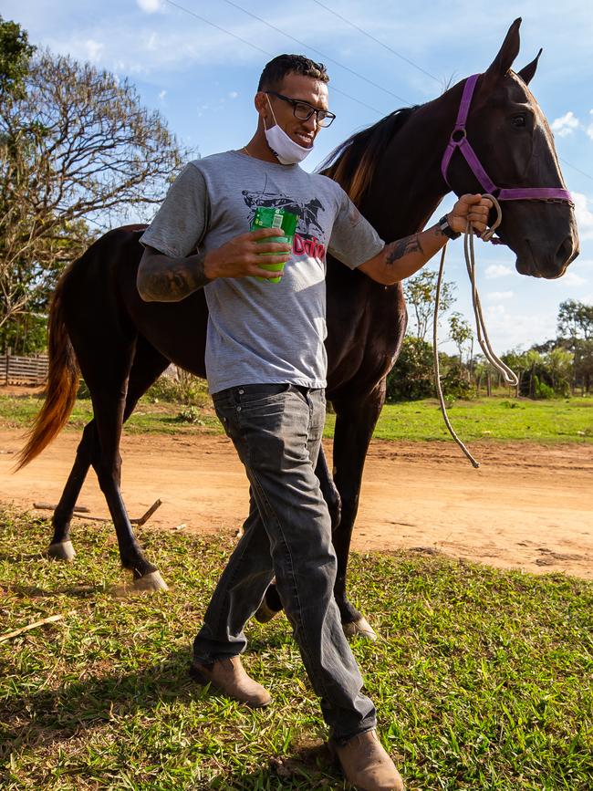 Oliveira with one of his horses in Brazil. Picture: Buda Mendes/Getty Images