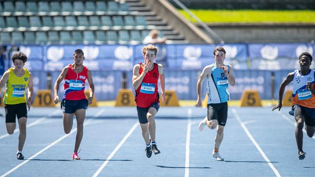 Men’s U16 200m final with Lachlan Byrnes from UTS Norths. Picture: Julian Andrews