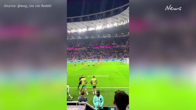 Australian fans get served by Lionel Messi