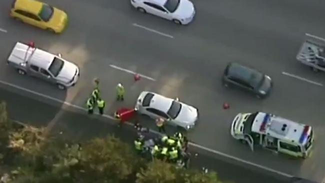 Pacific Motorway accident, delays: Gold Coast commuters face 9km ...