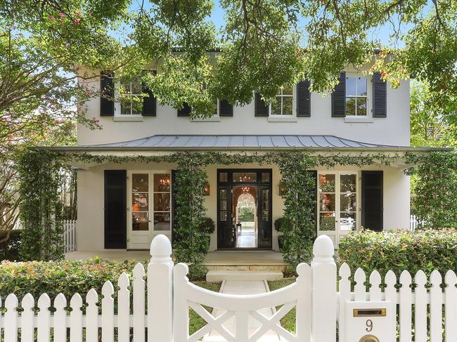 The KIIS FM star sold her Vaucluse home at the start of lockdown last year.