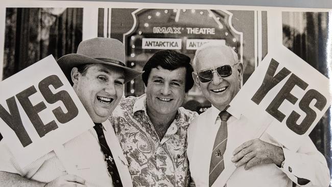 Gold Coast Mayor Lex Bell, Brisbane Mayor Jim Soorley and Albert Shire Chairman Bill Laver at Dreamworld were in favour of daylight saving back in 1992.