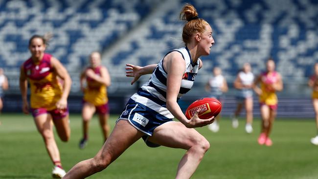 Aishling Moloney takes off with the ball in hand. Picture: Michael Willson/AFL Photos via Getty Images