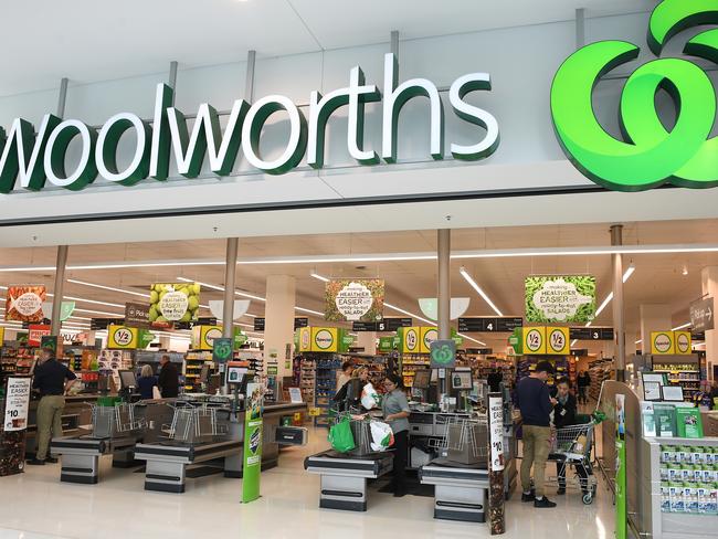 A general view of a Woolworths store at Double Bay in Sydney, Thursday, September 6, 2018. (AAP Image/Dan Himbrechts) NO ARCHIVING