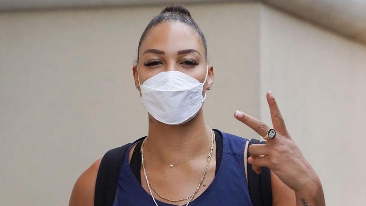 Australian basketball star Liz Cambage sent her support to Nigeria.