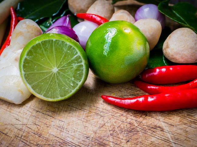 Mix kaffir lime leaves, lemon, lemongrass, galangal, chili, onions for starters.