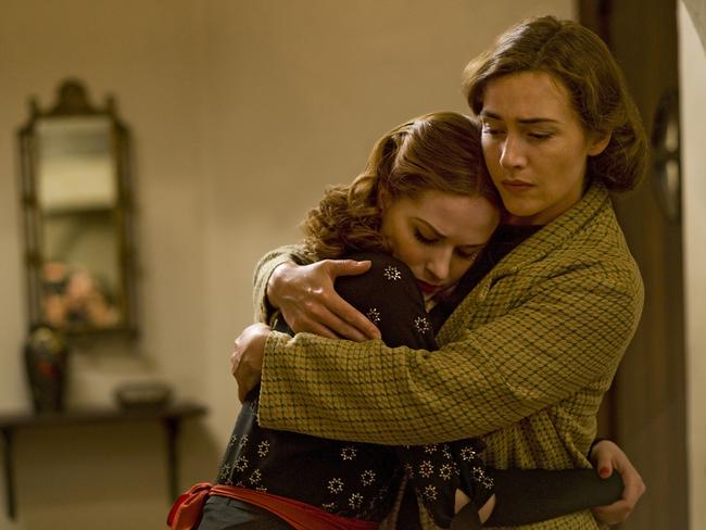 Evan Rachel Wood (left) and Kate Winslet in HBO miniseries Mildred Pierce. Picture: Andrew Schwartz/HBO