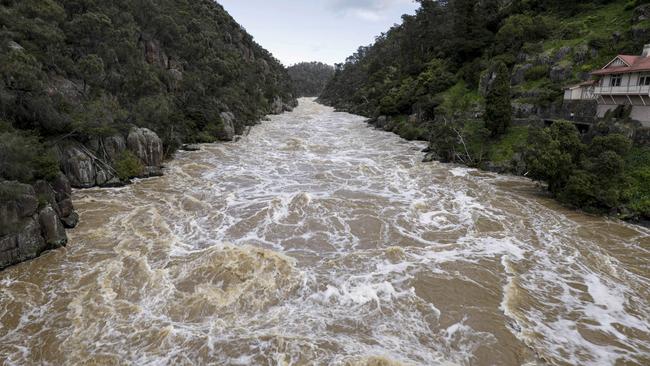 View from Kings Bridge looking up the Cataract Gorge in Launceston. Sunday October 16th 2022. Picture: Grant Viney