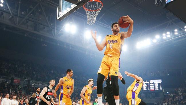 Andrew Bogut grabs another board for the Kings. Picture: Getty