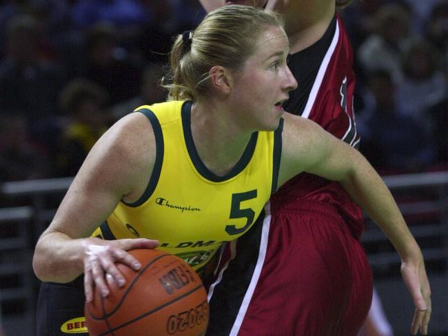 Allison Tranquilli in action for the Opals.