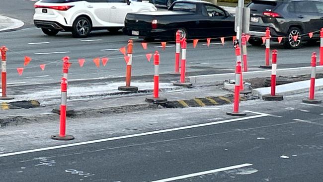 A rope barrier is all that has separated pedestrians from trucks, buses and cars for the past two months at a centre traffic island at the intersection of Castle and Strathmore streets. Picture: Supplied