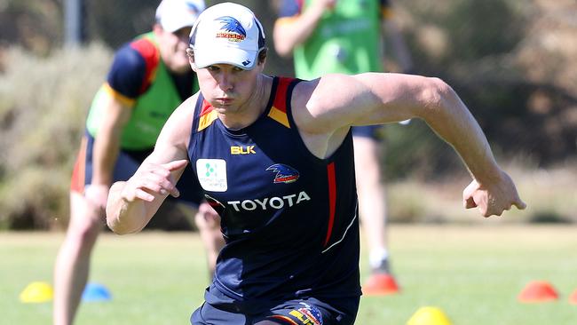 My Pictures of the Week. Crows Training at Max Basheer Reserve. New senior coach Phil Walsh makes his first appearance at training. Patrick Dangerfield returns to training early. Photo Sarah Reed.