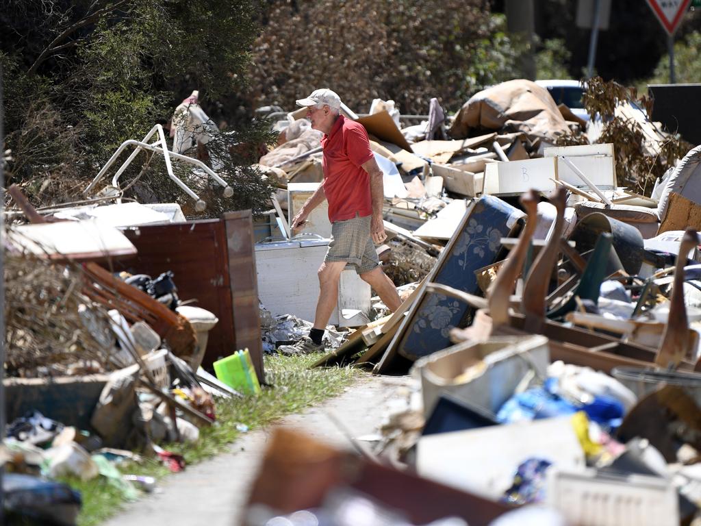 Brisbane suffers worst financial hit from floods with $1.3b flood ...