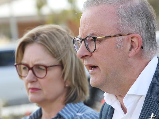 PM announces payments for those impacted by Grampians bushfires