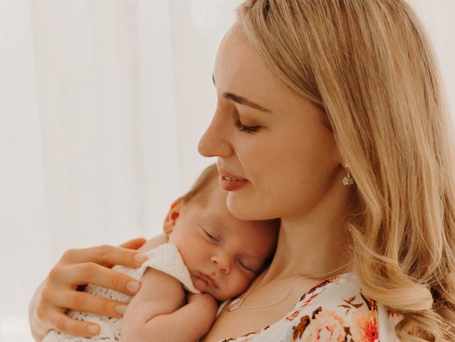 Melissa Jackson and baby Harvey Mala Moon Photography