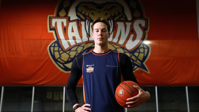 Sam Mennenga has signed to play for the Cairns Taipans for the NBL24 season. Picture: Brendan Radke