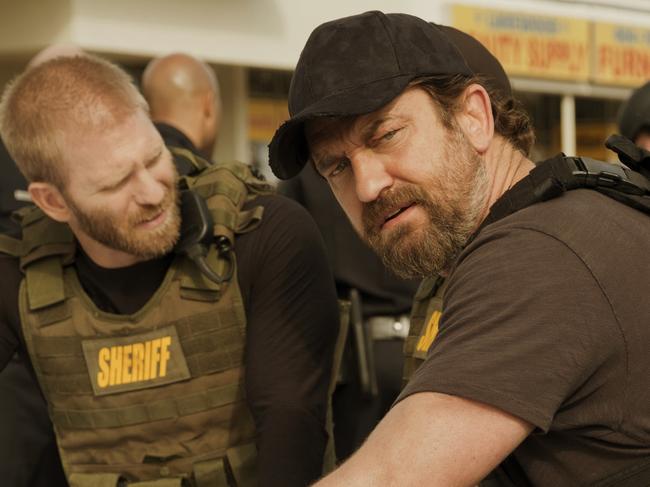 Gerard Butler in a scene from film Den of Thieves