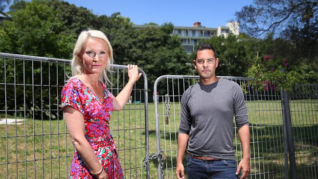 Woollahra councillor Harriet Price and Member for Sydney Alex Greenwich. Picture: AAP