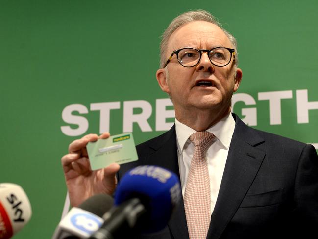 There have been no substantial revenue-raising measures outlined by the major parties to deal with the budget’s structural deficit. Picture: NewsWire / Andrew Henshaw