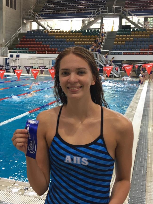 Josephine Crimmins with her winners ribbon.