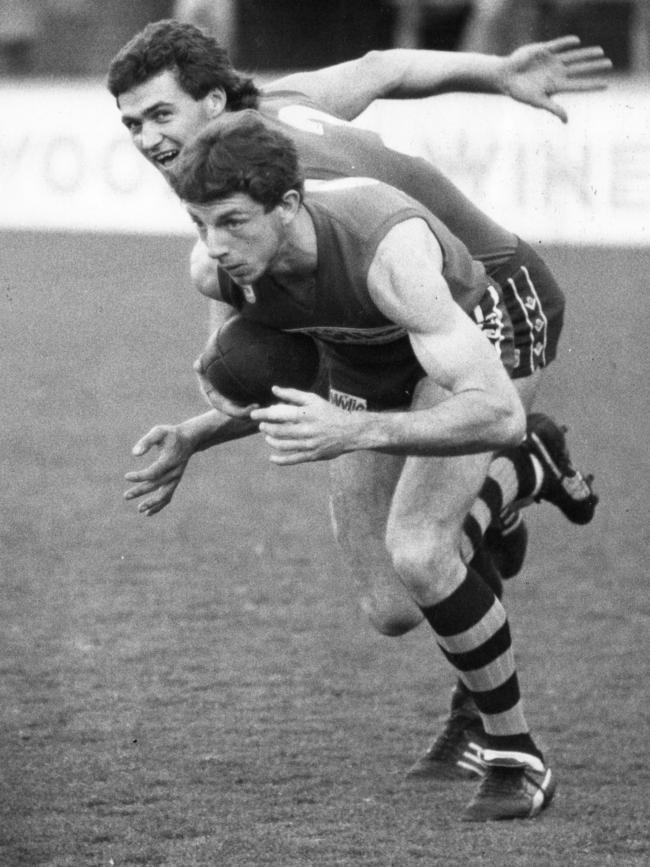 Andrew Brockhurst (front) in action at South Adelaide training in 1985. Picture: Bryan Charlton