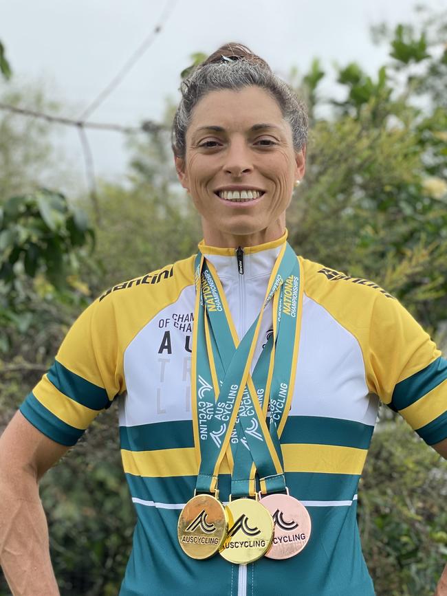 Grafton cyclist Laurelea Moss won gold in the Women's Masters 3 division of the criterium and road race and bronze in the ITT event at the National Masters Road Cycling Championships.