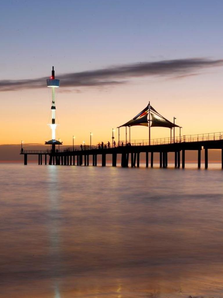 Brighton Jetty at sunset – note the lack of gloom.