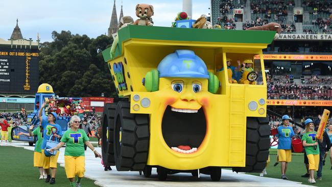 The Christmas Pageant at Adelaide Oval in 2021. Picture: Tricia Watkinson