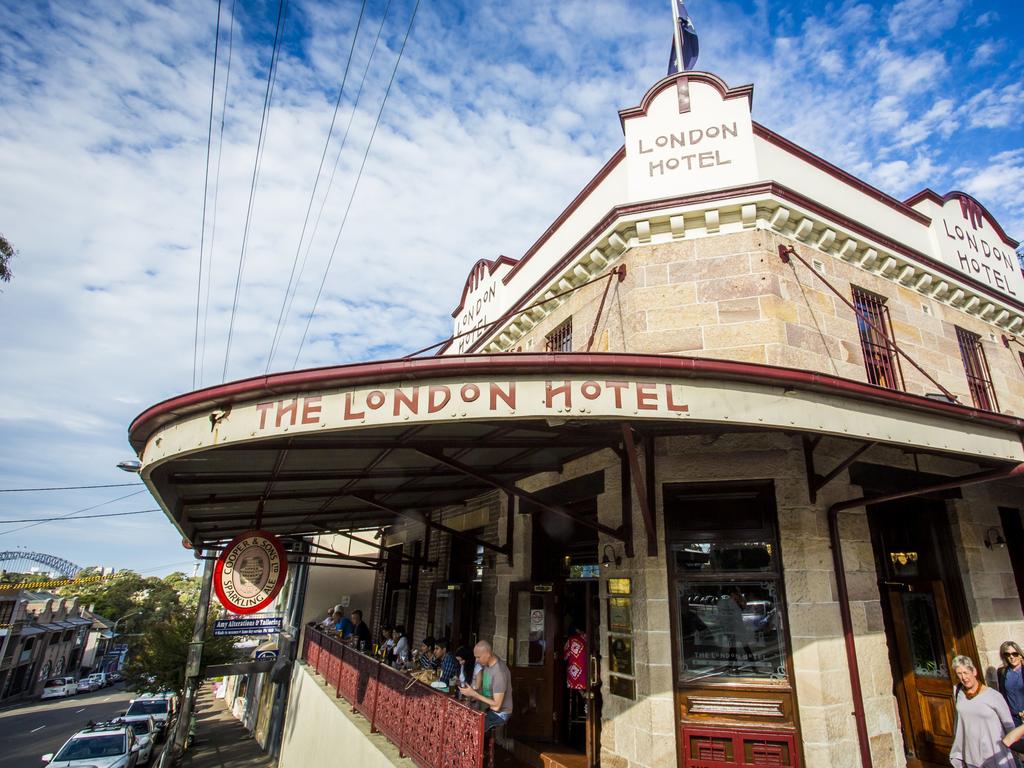 historic pubs for 2 up and a beer Anzac Day | Daily Telegraph