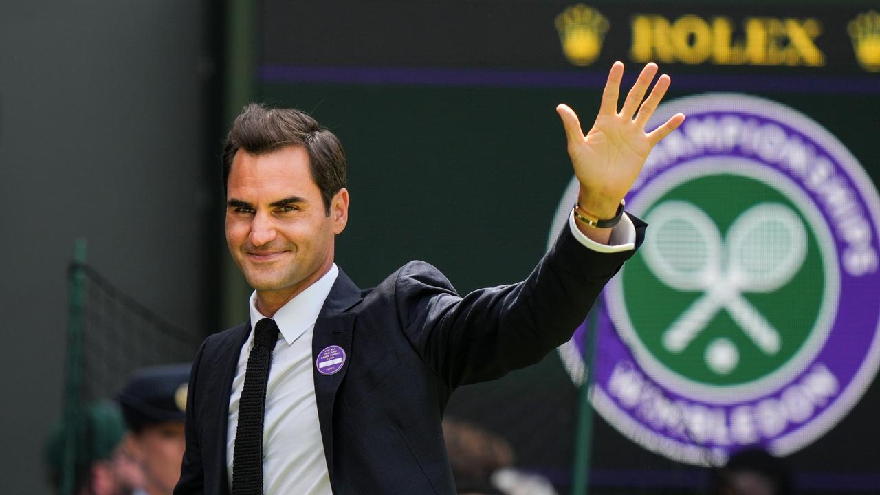 The crowd erupted as Roger Federer walked on to centre court. (Photo by Shi Tang/Getty Images)