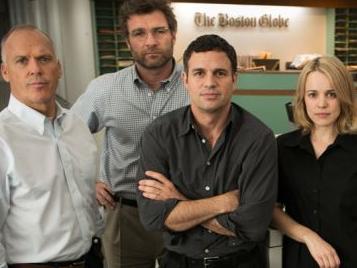 =?UTF-8?Q?Spotlight_cast_includes_=28from_left=29_Michael_Keaton=2C_?= =?UTF-8?Q?Liev_Schreiber=2