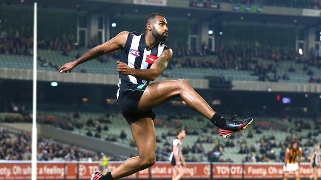 Heritier Lumumba in full flight at Collingwood. Picture: Michael Klein