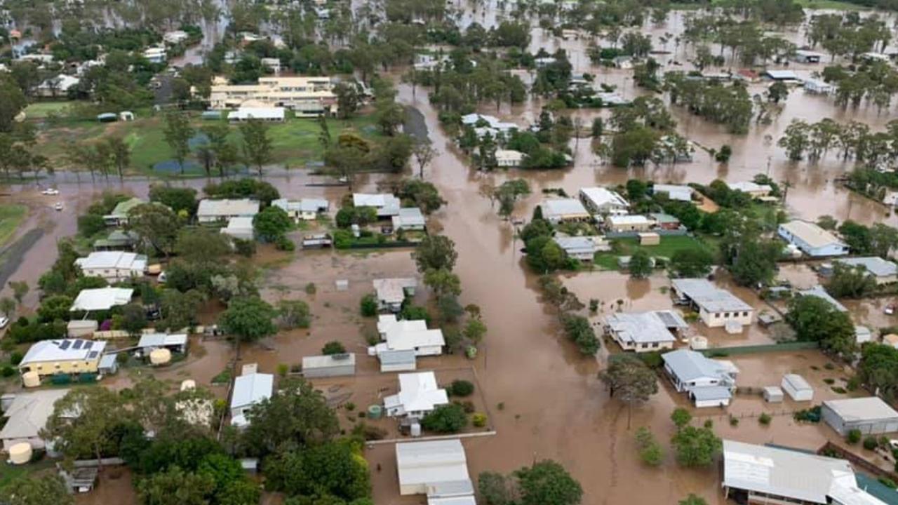 Qld floods: Town of Jandowae likened to ‘inland sea’ as water rises ...