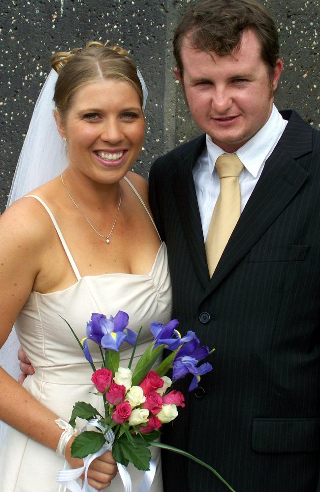 Kate Biele, 26yrs and Chris Clark, 24yrs married 07/06/08 at Ipswich.